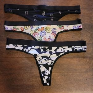 MeUndies 3 pairs of thong panties sz Small